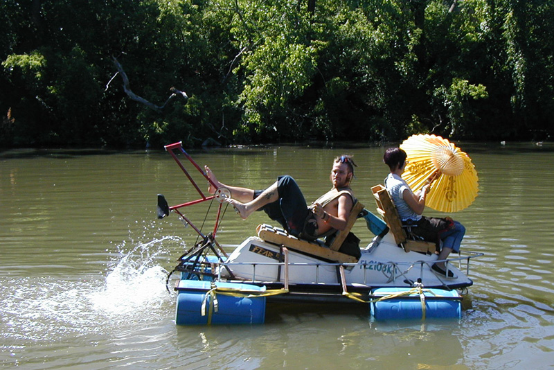 Homemade Paddlewheel Boat - DopePicz